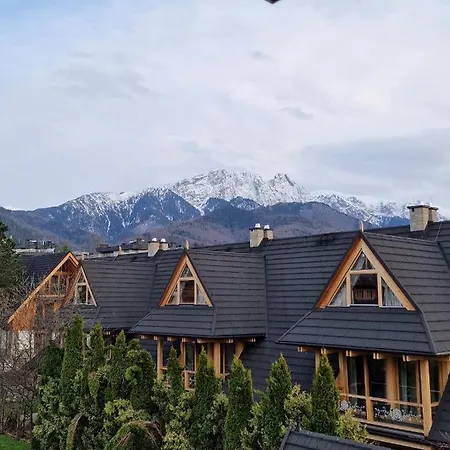 I Krupowki Tuz Tuz * ザコパネ