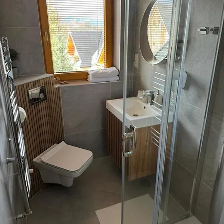 I Krupowki Tuz Tuz アパート ザコパネ