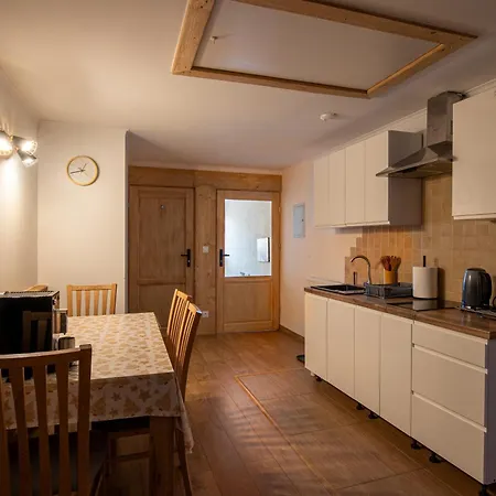 I Krupowki Tuz Tuz * ザコパネ